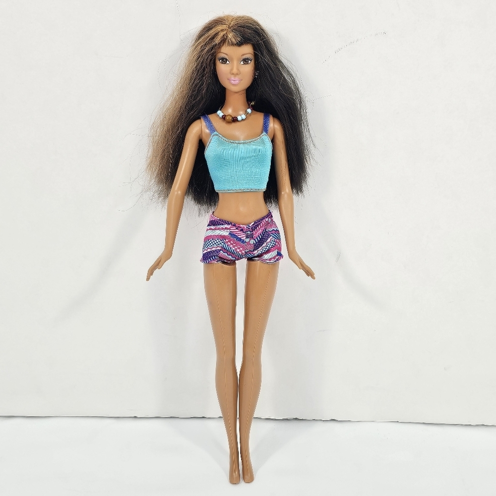 Barbie Cali Girl Lea Asian Pacific Islander Doll 2003